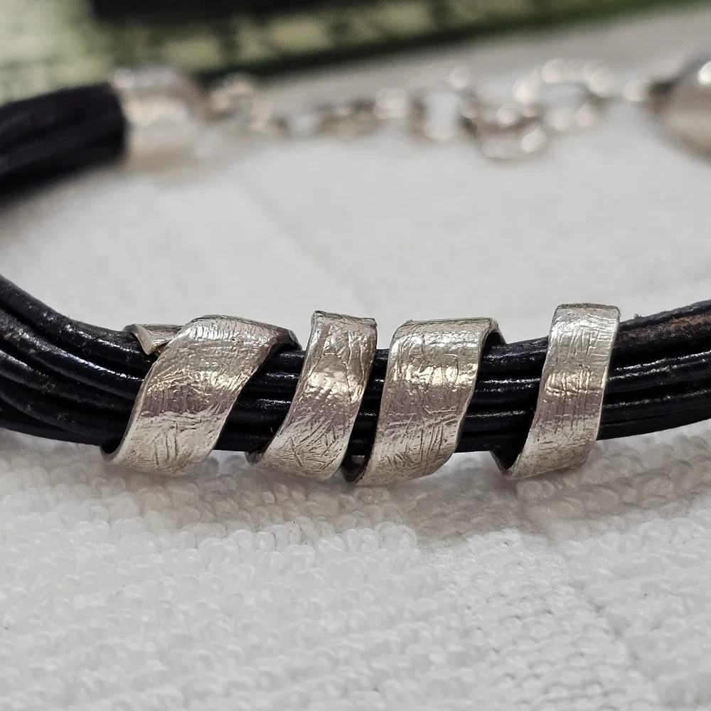 Silpada Leather and 925 Silver Bracelet Adjustable - Picture 3 of 16